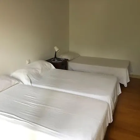 Сasa de vacaciones Casa Moderna Con Jardin *